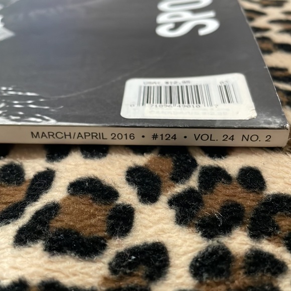 2016 ADBUSTERS Magazine Vol. 24 No. 2 Spooky Vendetta Anarchy Anonymous Mask - Picture 3 of 17